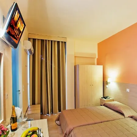 Ambassador Hotel 2*